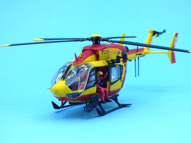 Hélicoptère Eurocopter EC 145 éch 1/72