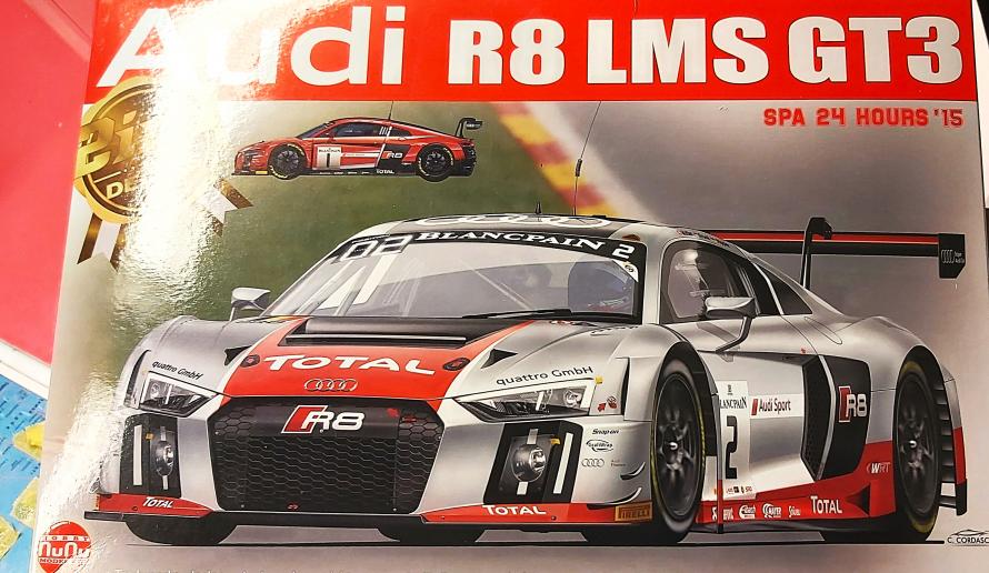 AUDI R8 LMS GT3