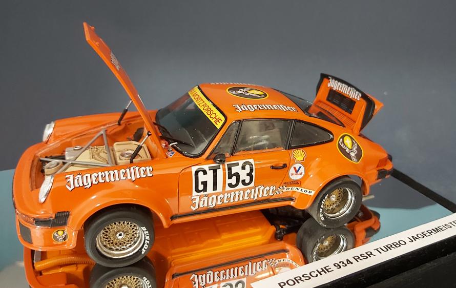 Porsche 934 RSR Jägermeister