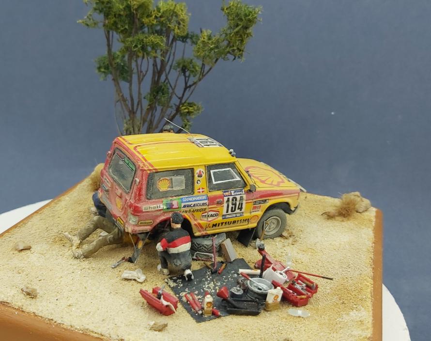 Mitsubishi Dakar 1984